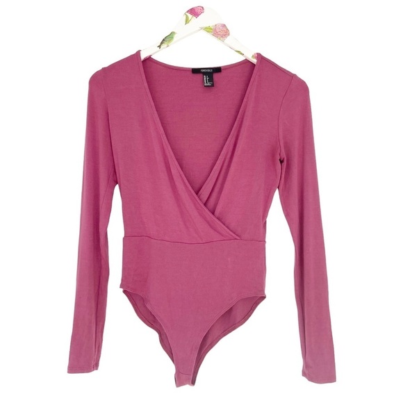 Forever 21 Tops - Forever 21 Women’s Bodysuit Top Deep-V Cross Over Pink Small Long sleeves